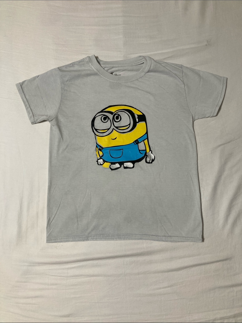 Kids Light Gray Minion Graphic Tee - Yellow/Blue Print